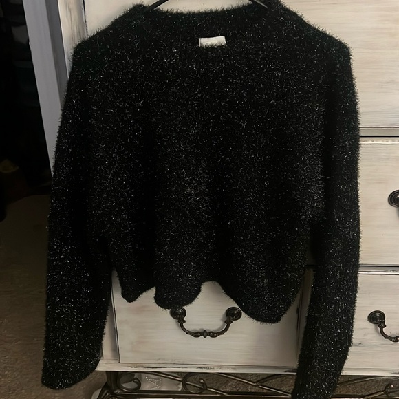 H&M Sweaters - H&M black sparkly sweater size medium